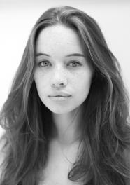 Anna Popplewell Movie Trailers List | Movie-List.com